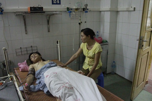 Chiến sĩ Nguyễn Hoàng Anh (1990, Phòng Cảnh sát PCCC chuyên nghiệp quận Hoàn Kiếm) là trường hợp bị thương nặng nhất do bị ngạt khói trong lúc làm nhiệm vụ dẫn tới hôn mê bất tỉnh. Hiện Chiến sĩ Nguyễn Hoàng Anh đã qua cơn nguy kịch nhưng vẫn được các y bác sĩ bệnh viện Saint Paul theo dõi đặc biệt