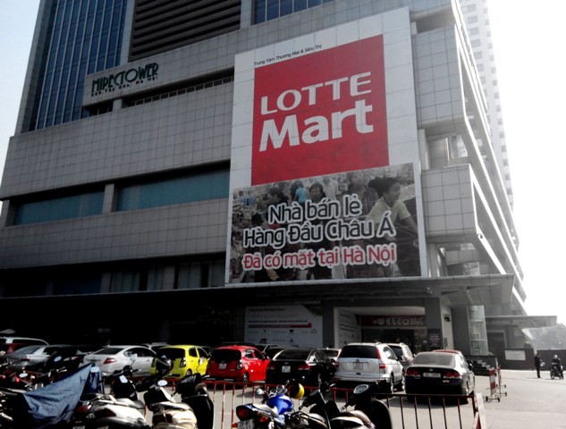 Việc mua lại 20.000m2 mặt bằng bán lẻ tại dự án TTTM Mipec Tower của Lotte trong tình trạng khó khăn và hoạt động không hiệu quả của TTTM này liệu có khả quan hay không?
