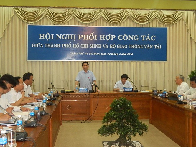 Bộ trưởng GTVT: 5 -10 năm tới, TPHCM sẽ “kẹt cứng” - ảnh 2