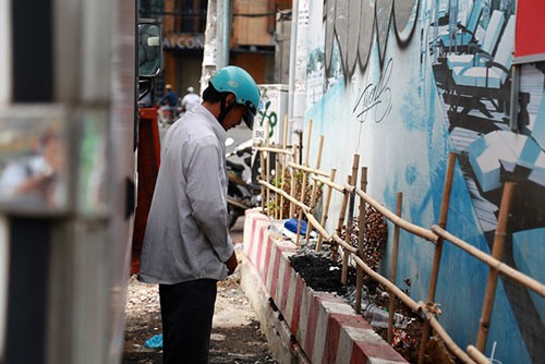 “Tè” bậy, xả rác bừa bãi có thể bị công khai danh tính - ảnh 1