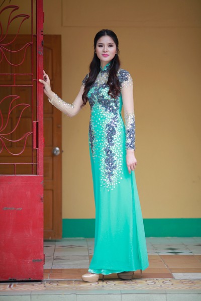 Lê Phương đẹp hơn sau khi nâng mũi, gọt mặt - ảnh 9