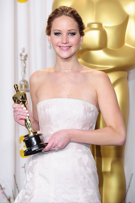Jennifer Lawrence và ‘ngai vàng’ tuổi 23 - ảnh 1