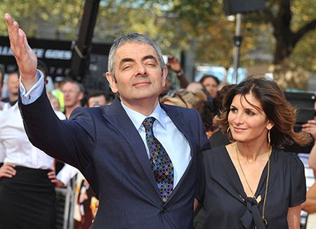 Danh hài Mr Bean ruồng rẫy vợ già, chạy theo tình trẻ - ảnh 2