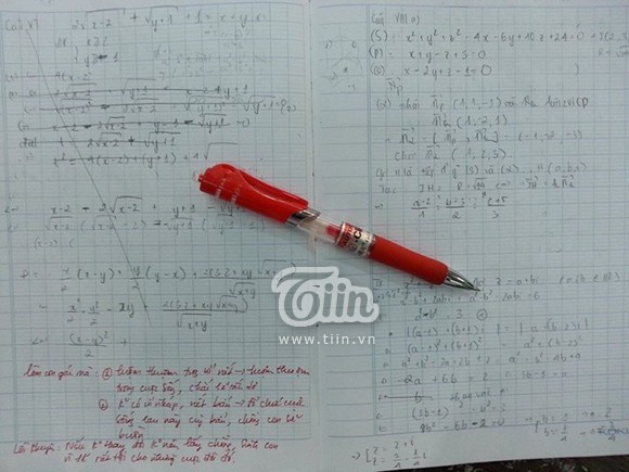 Thầy dạy Toán nhắc 'Học giỏi là yêu nước' trong đề thi - ảnh 1