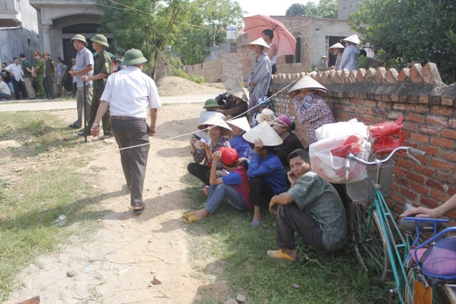 Cả trăm người xem mặt nghi phạm giết người khiến ông Chấn tù oan - ảnh 6