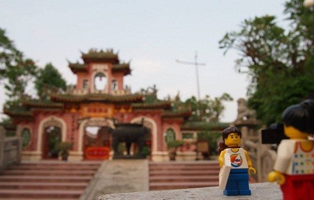 Chùa Một Cột, biển Hội An... trên bộ ảnh lego gây sốt - ảnh 7