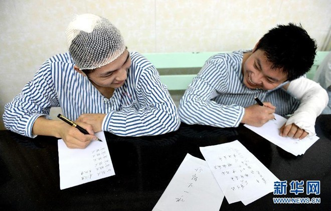 Hai nam sinh vào thẳng đại học nhờ ngăn chặn sát thủ - ảnh 1