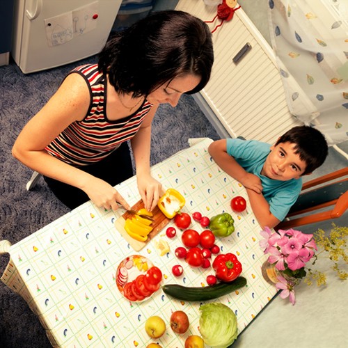 7 lý do nên cho con ăn uống lành mạnh từ nhỏ - ảnh 1