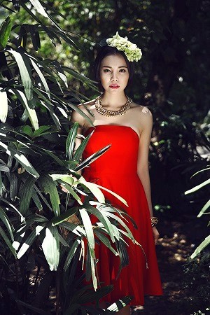Trà Ngọc Hằng đẹp hớp hồn giữa thiên nhiên - ảnh 3