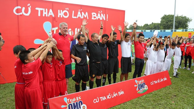 “Trại hè OMO – Manchester United” - ảnh 1
