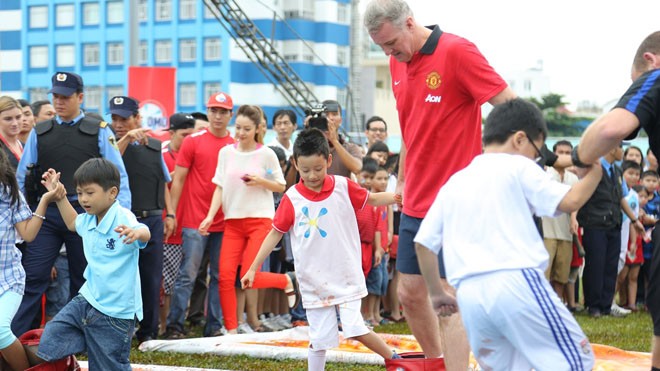 “Trại hè OMO – Manchester United” - ảnh 3