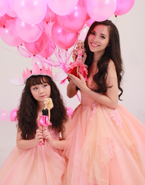 Ca sĩ Hiền Thục ra MV “Mẹ là bạn thân nhất” - ảnh 1