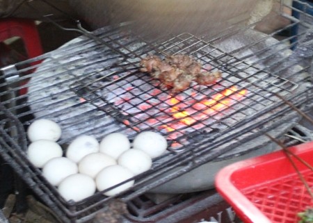 Ăn đêm ở phố nướng Sapa - ảnh 3