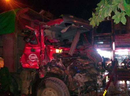 'Xe điên' gây tai nạn liên hoàn, một phụ nữ chết thảm - ảnh 1