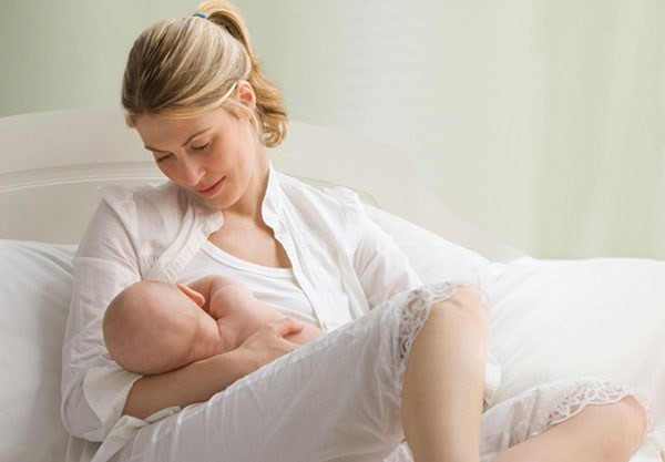 Những cách tránh thai an toàn khi mẹ cho con bú - ảnh 1