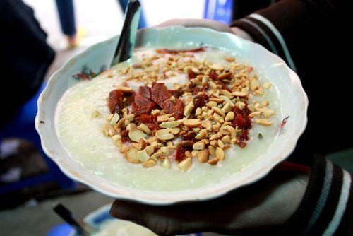 Quà vặt ngon, rẻ từ thịt bò ở Hà Nội - ảnh 1