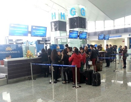 Ga hàng không lớn nhất Việt Nam khai thác chuyến bay đầu tiên - ảnh 2