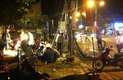 Cháy cáp viễn thông, khu dân cư thành phố đèn dầu - ảnh 3