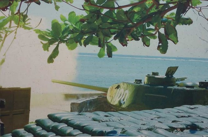 Sức mạnh xe tăng T-34-85 trong phòng thủ biển Việt Nam - ảnh 5