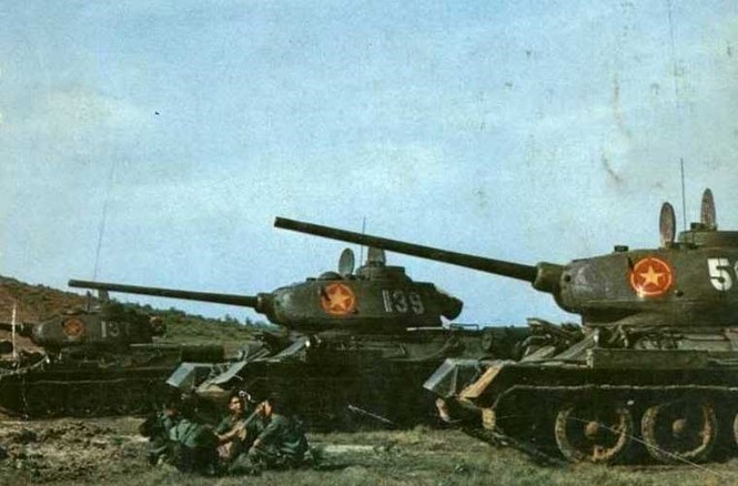 Sức mạnh xe tăng T-34-85 trong phòng thủ biển Việt Nam - ảnh 8