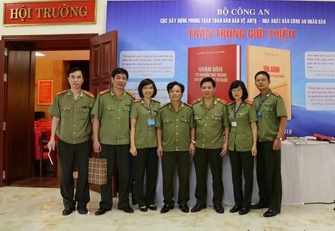 Nhân dân cội nguồn sức mạnh bảo vệ an ninh Tổ quốc - ảnh 2