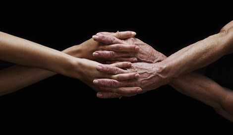 7 nguyên nhân khiến bàn tay trông ‘già nua’ trước tuổi - ảnh 1