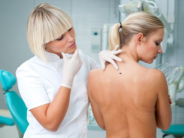 Những mối nguy hiểm khi ăn quá nhiều đạm - ảnh 1