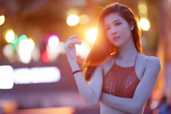 Kỳ Hân khoe dáng trên biển với bikini - ảnh 4
