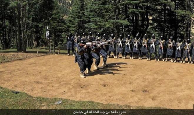 Bên trong trại huấn luyện tân binh IS ở Afghanistan - ảnh 9