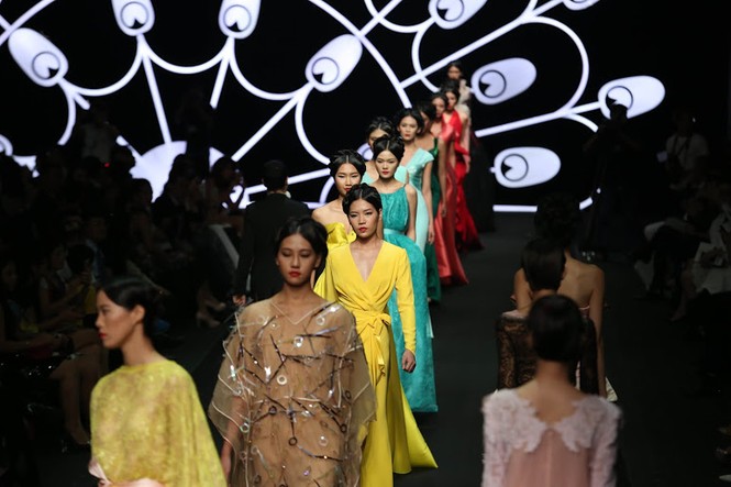Dàn sao Việt lộng lẫy xem Lynk show - ảnh 16