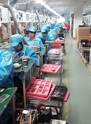 Cách Trung Quốc chế smartphone siêu rẻ - ảnh 1