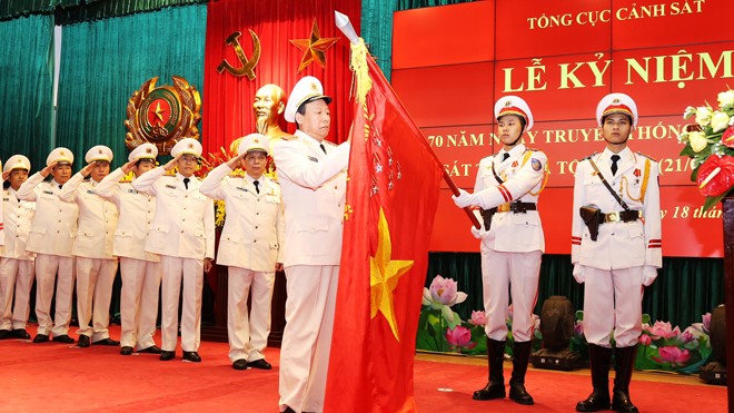 Tích cực kéo giảm đối tượng trốn truy nã - ảnh 1