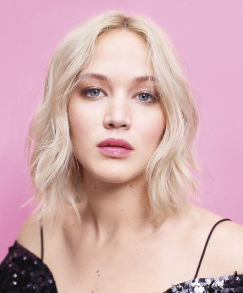 Jennifer Lawrence gợi cảm trên tạp chí - ảnh 3