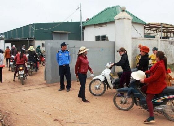 Nổ lớn ở công ty gỗ, nhiều người bị thương - ảnh 1