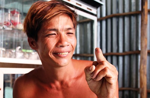 nghề cạo vỏ tàu - ảnh 2