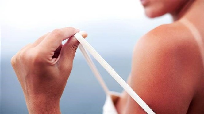 Cách xử trí các bệnh dễ gặp mùa hè khi đi biển - ảnh 1