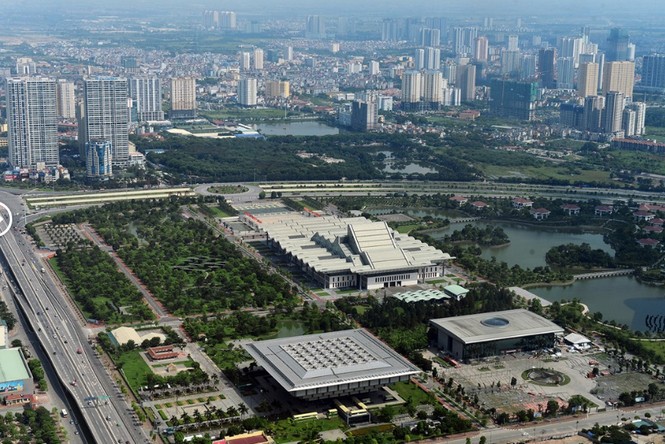 Hà Nội 'thay da đổi thịt' nhìn từ tòa nhà cao nhất Việt Nam - ảnh 10