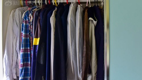 Cô gái kiếm bộn tiền nhờ nghề dọn tủ quần áo - ảnh 4