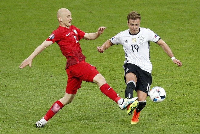 Tám cầu thủ hứa hẹn 'đổi đời' sau EURO 2016 - ảnh 7
