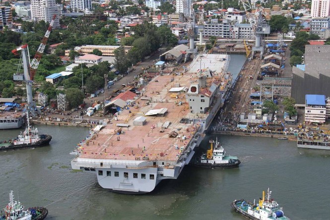 Ấn Độ xây khu xưởng đặc biệt để đóng tàu sân bay - ảnh 1