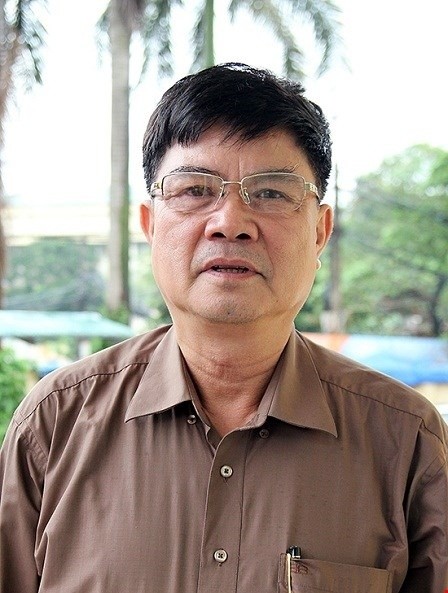 TS. Khương Kim Tạo: CSGT xử phạt đèn vàng là sai luật - ảnh 1