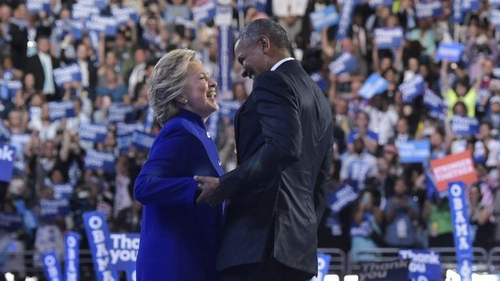 Vén màn bí ẩn về hacker tấn công hòm thư bà Hillary Clinton - ảnh 2