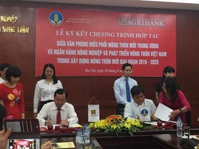 Agribank ký kết hợp tác xây dựng nông thôn mới giai đoạn 2016-2020 - ảnh 1