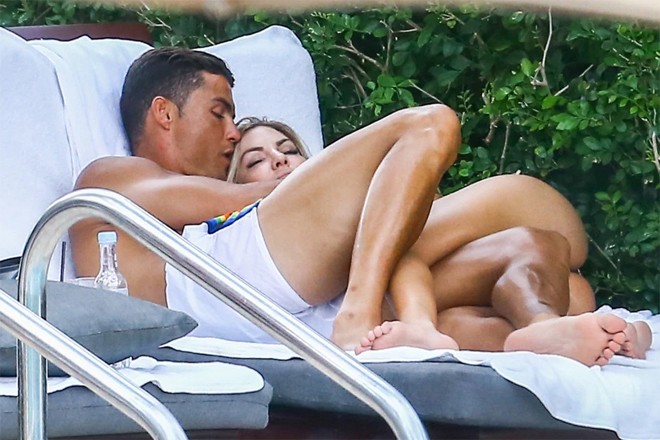Ronaldo khoe cơ thể như lực sĩ trong quảng cáo mới - ảnh 5