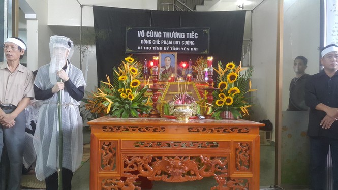 Tổ chức lễ tang các nạn nhân vụ nổ súng tại văn phòng Tỉnh ủy Yên Bái - ảnh 4