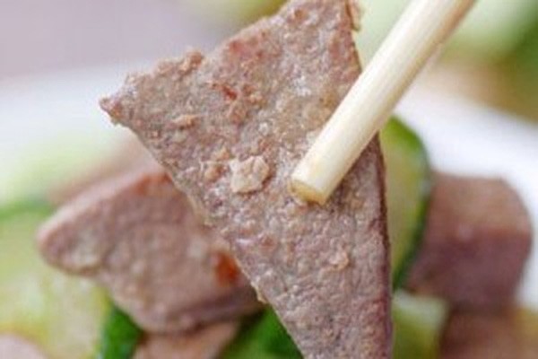 Người có dấu hiệu sau tuyệt đối không nên ăn gan - ảnh 1