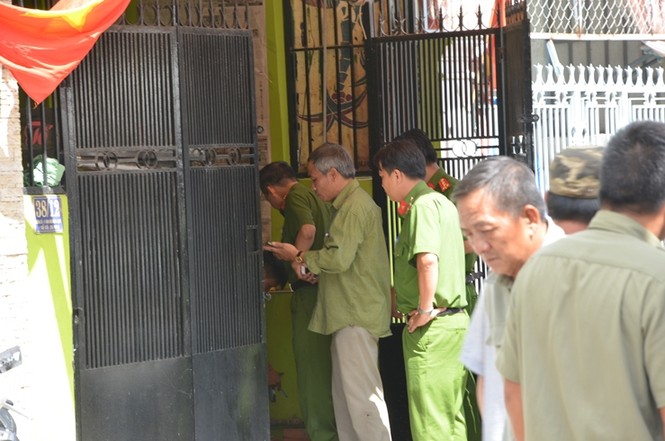 Người đàn ông nằm chết trên võng trong tiệm làm tóc - ảnh 1