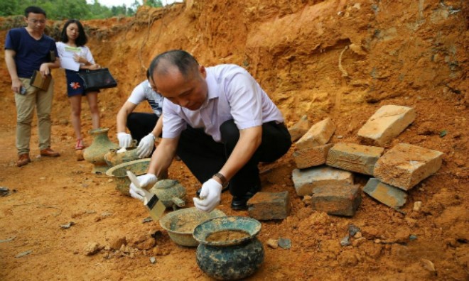 Tìm thấy cổ vật đồng đen thời Xuân Thu Chiến Quốc - ảnh 6