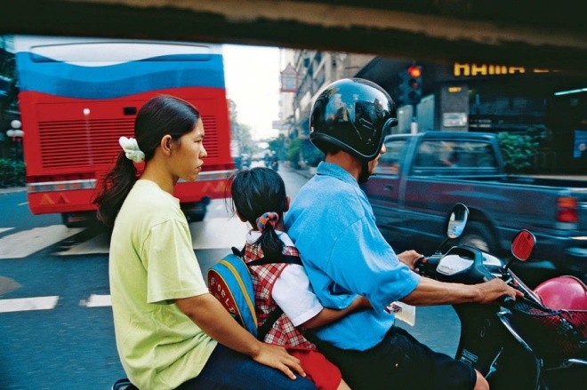 Phương tiện đến trường của học sinh thế giới - ảnh 4