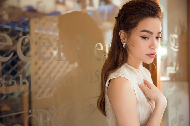 Hồ Ngọc Hà tung ảnh kiêu sa trong album thu 17 tiếng liên tục - ảnh 5